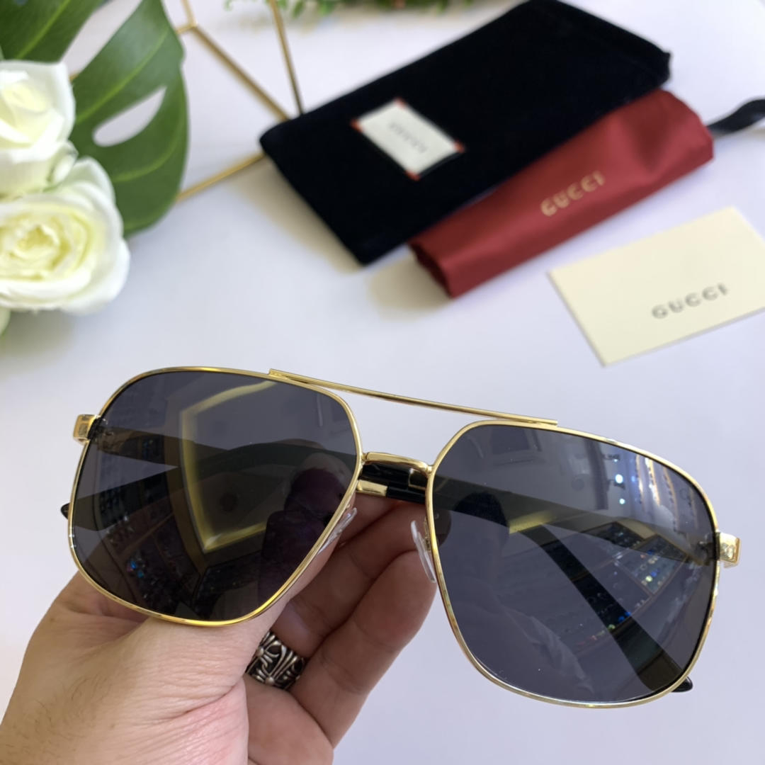 Gucci Men’s Sunglasses ASS650110